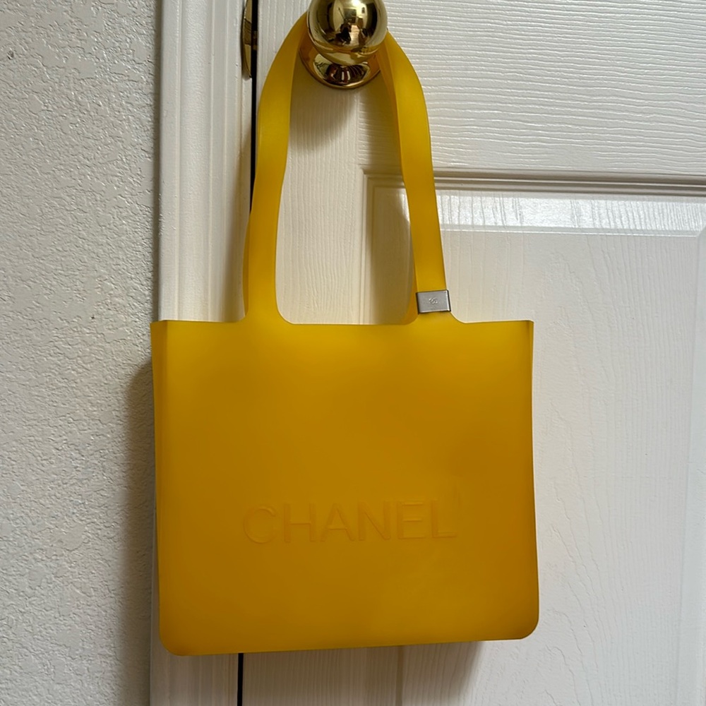Chanel jelly rubber handbag